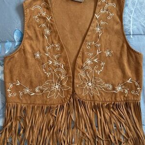 Vocal Suede Like Vest with Embroidery sz L Fringe